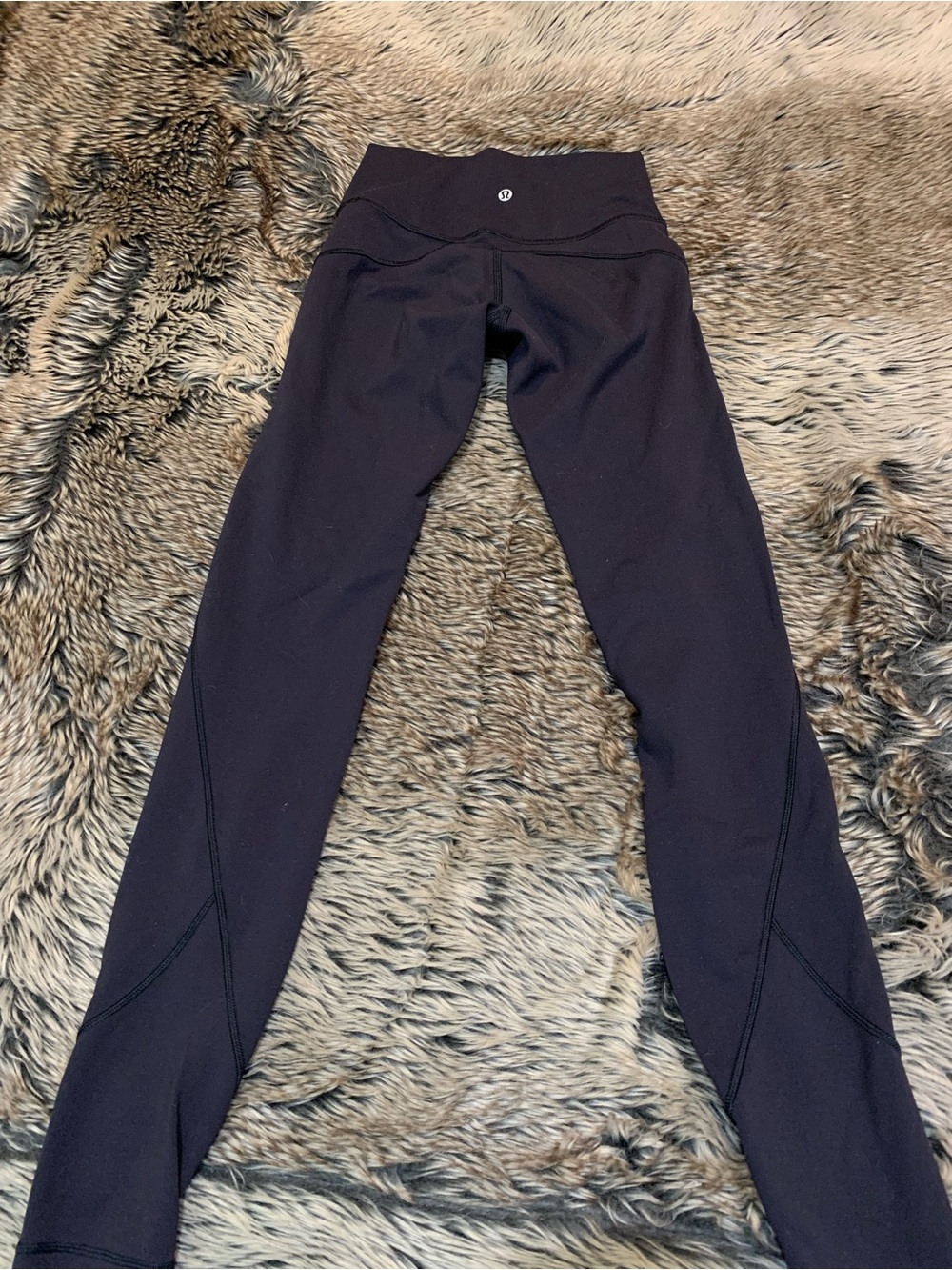 Lululemon In Movement Tight 28" *Everlux
Black Size 4 - Picture 1 of 11